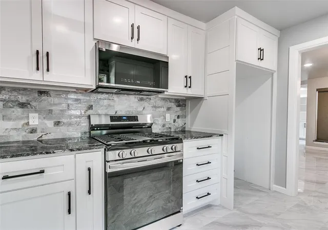 Photo 4 of Condo for sale at 6500 N Grand Blvd #122, Oklahoma City, OK 73116 | MLS# 1217559 | Listing updated on 2026-10-01