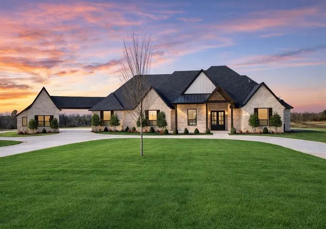 Photo 1 of Single family home for sale at 10601 Secretariat Dr, Mustang, OK 73064 | MLS# 1217560 | Listing updated on 2026-03-26