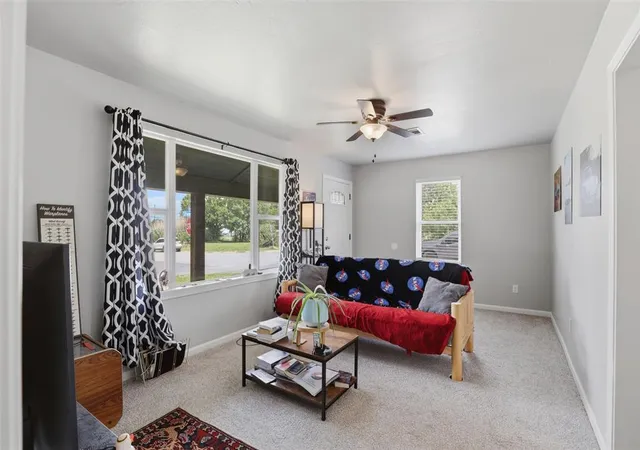 Photo 3 of Sale Pending at 910 Stansell Dr, Oklahoma City, OK 73110 | MLS# 1217836 | Listing updated on 2026-09-25
