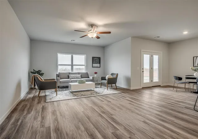 Photo 3 of Single family home for sale at 3530 Manning Farms Blvd, El Reno, OK 73036 | MLS# 1217863 | Listing updated on 2026-09-19