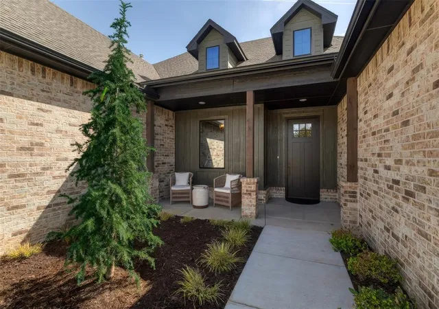 3rd image of 8110 Goldfinch Dr, Guthrie, OK 73044 | MLS# 1217874