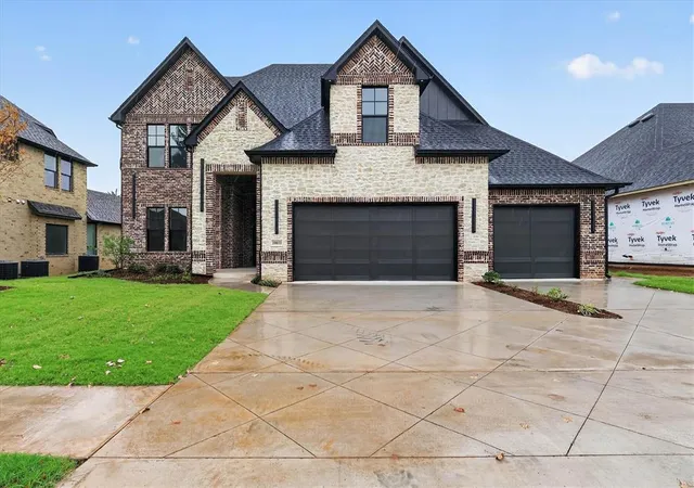 Photo 3 of Single family home for sale at 10033 Sw 27th Street, Yukon, OK 73099 | MLS# 1217879 | Listing updated on 2026-09-22