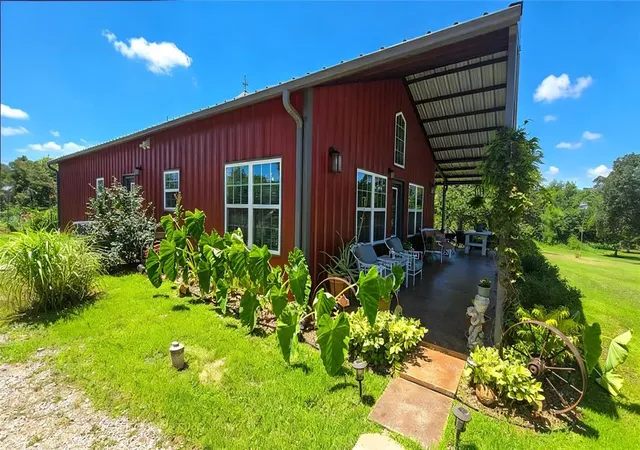 3rd image of 10701 Eastway, Mc Loud, OK 74851 | MLS# 1217893