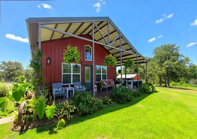5th image of 10701 Eastway, Mc Loud, OK 74851 | MLS# 1217893