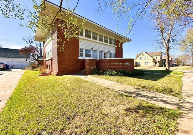 4th image of 700 S Hoff Ave, El Reno, OK 73036 | MLS# 1217945