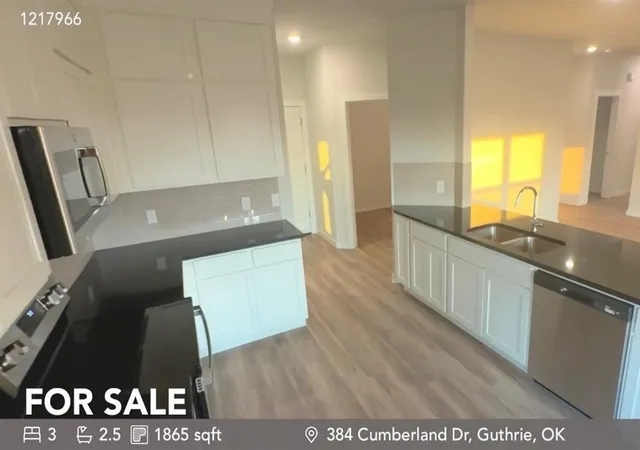 Homes for sale in Guthrie, OK | 384 Cumberland Dr, Guthrie, OK 73044 | MLS# 1217966