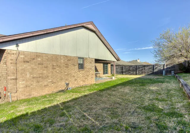 Homes for sale in Oklahoma City, OK | 8816 Dena Ln, Oklahoma City, OK 73132 | MLS# 1217968