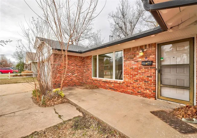 Photo 3 of Single family home for sale at 1501 Carlisle Ct, Oklahoma City, OK 73120 | MLS# 1217979 | Listing updated on 2026-09-03