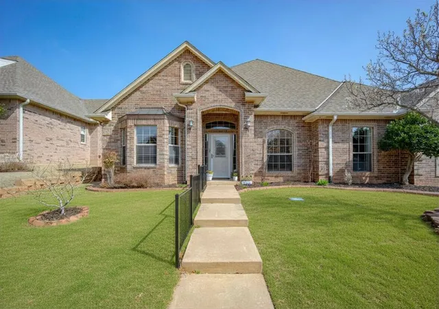 2nd image of 13412 Auburn Ln, Edmond, OK 73013 | MLS# 1218015