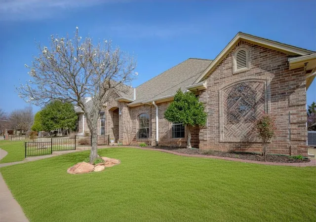 1st image of 13412 Auburn Ln, Edmond, OK 73013 | MLS# 1218015