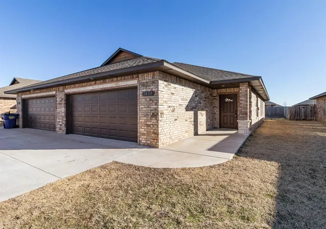 3rd image of 1852 Post Oak Rd #1854, El Reno, OK 73036 | MLS# 1218019