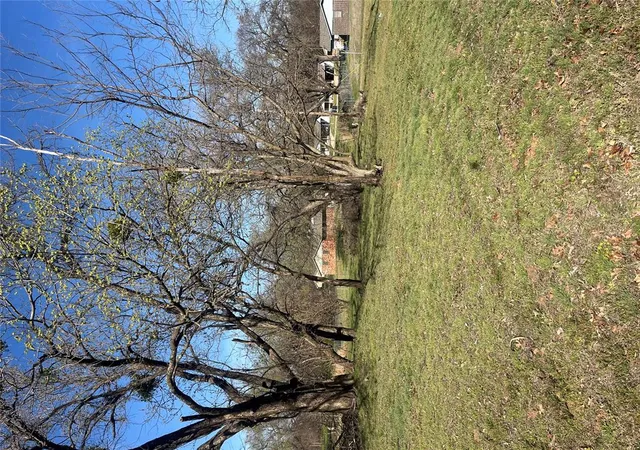 Photo 1 of Land for sale at 825 S Philadelphia Ave, Shawnee, OK 74801 | MLS# 1218106 | Listing updated on 2026-03-20