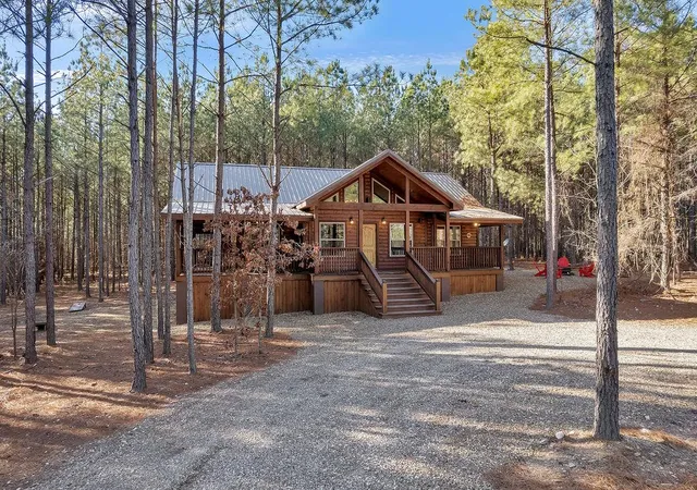 2nd image of 528 Lost Creek Trl, Broken Bow, OK 74728 | MLS# 1218268