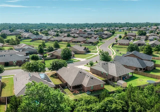 Homes for sale in Choctaw, OK | 1713 Choctaw Wood Dr, Choctaw, OK 73020 | MLS# 1218278