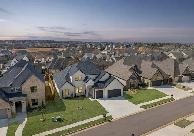 50th image of 3825 Stone Hill Ln, Edmond, OK 73034 | MLS# 1218282