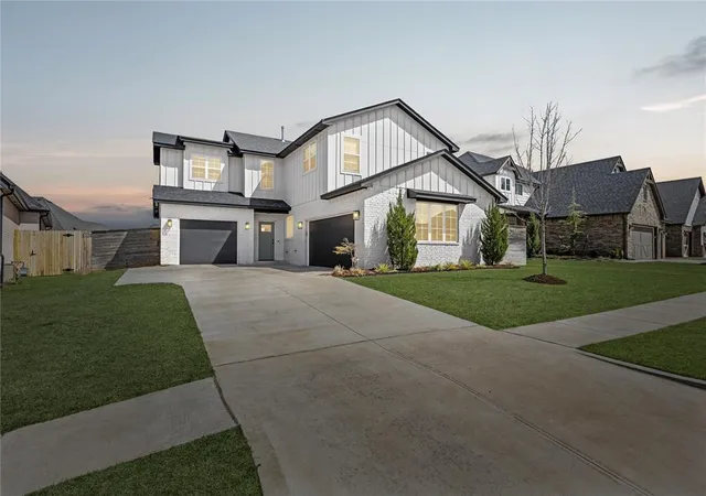 49th image of 14608 Claxton Pl, Yukon, OK 73099 | MLS# 1218316