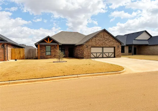 Photo 1 of Single family home for sale at 2712 Land Run St, Weatherford, OK 73096 | MLS# 1218388 | Listing updated on 2026-09-22