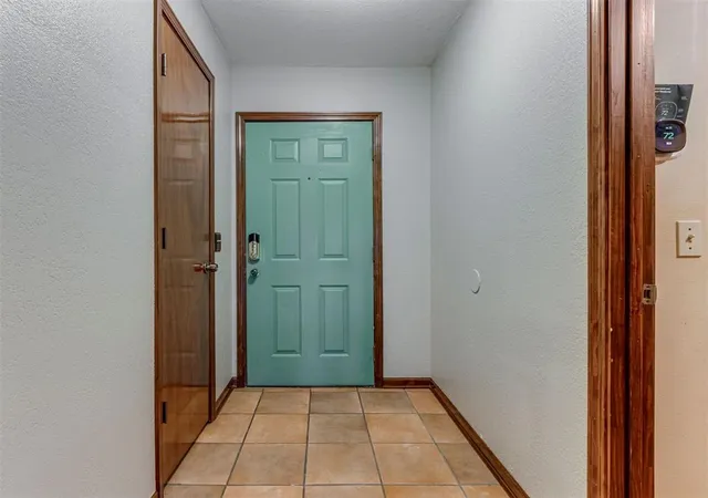 5th image of 10605 N Macarthur Blvd, Oklahoma City, OK 73162 | MLS# 1218392