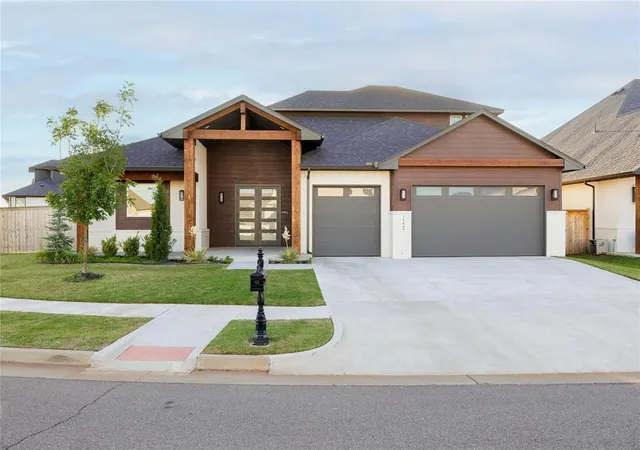 3rd image of 15449 Hatterly Ln, Edmond, OK 73013 | MLS# 1218395