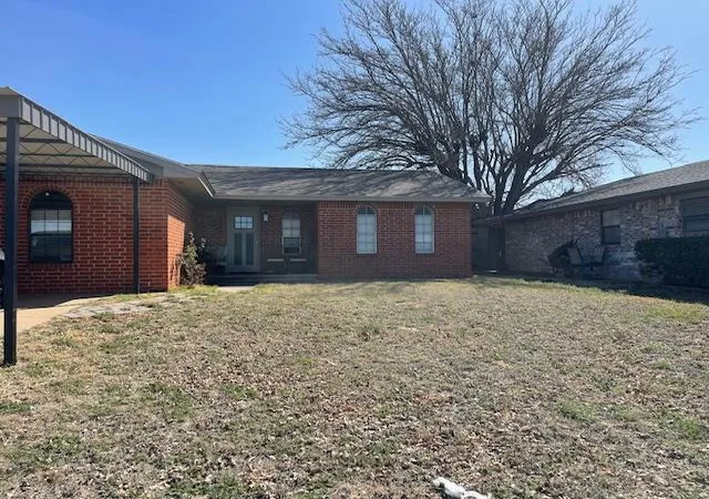 Photo 1 of Single family home for sale at 2112 Rizley Rd, Sayre, OK 73662 | MLS# 1218422 | Listing updated on 2026-10-01
