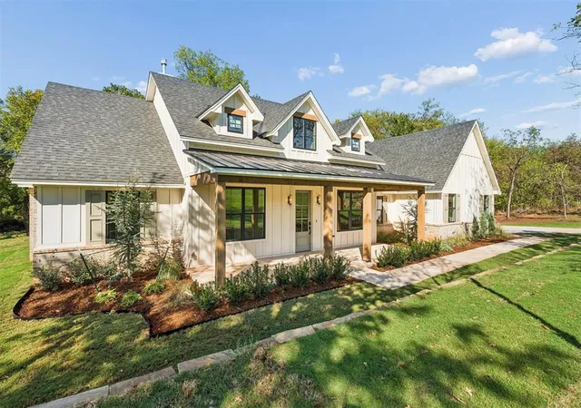 Photo 3 of Single family home for sale at 13001 Coltrane Rd, Edmond, OK 73034 | MLS# 1218493 | Listing updated on 2026-10-13
