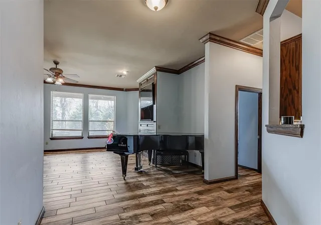 3rd image of 1138 Fox Run Ln, Blanchard, OK 73010 | MLS# 1218611