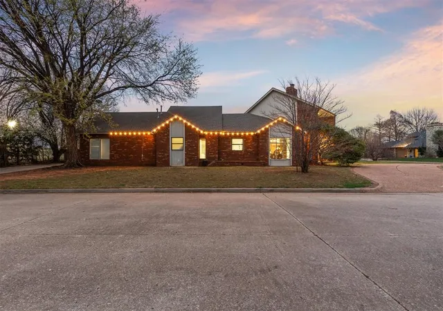 3rd image of 3465 Brush Creek Rd, Oklahoma City, OK 73120 | MLS# 1218716
