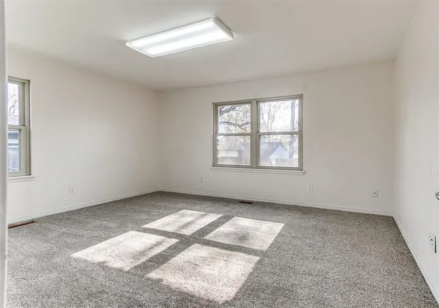 Photo 2 of Sale Pending at 104 W Ranchwood Ct, Oklahoma City, OK 73139 | MLS# 1218832 | Listing updated on 2026-04-27