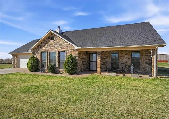 Photo 2 of Single family home for sale at 20377 E County Rd 157, Altus, OK 73521 | MLS# 1218932 | Listing updated on 2026-05-11