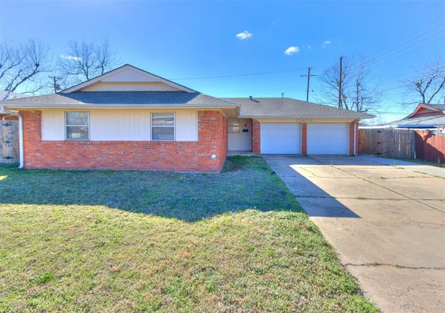 Single family home for sale at 10405 N Mckinley Ave, Oklahoma City, OK 73114 | MLS# 1219000
