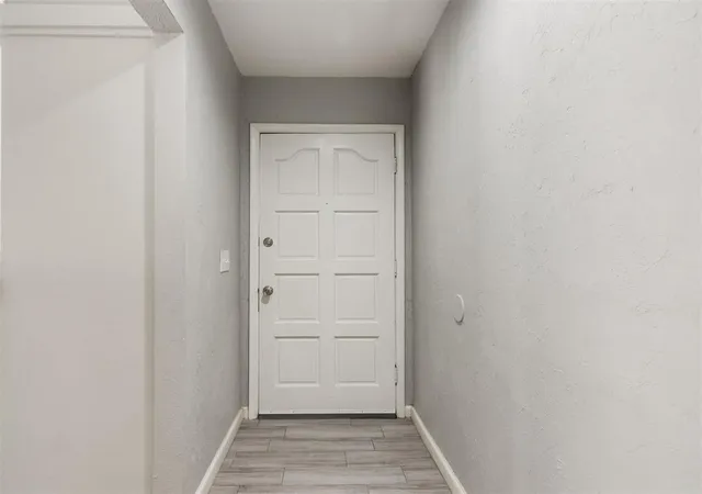 Photo 3 of Single family home for sale at 10405 N Mckinley Ave, Oklahoma City, OK 73114 | MLS# 1219000 | Listing updated on 2026-07-01
