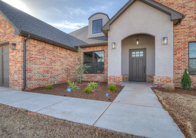 Photo 3 of Single family home for sale at 2218 W Cole Dr, Mustang, OK 73064 | MLS# 1219101 | Listing updated on 2026-09-20