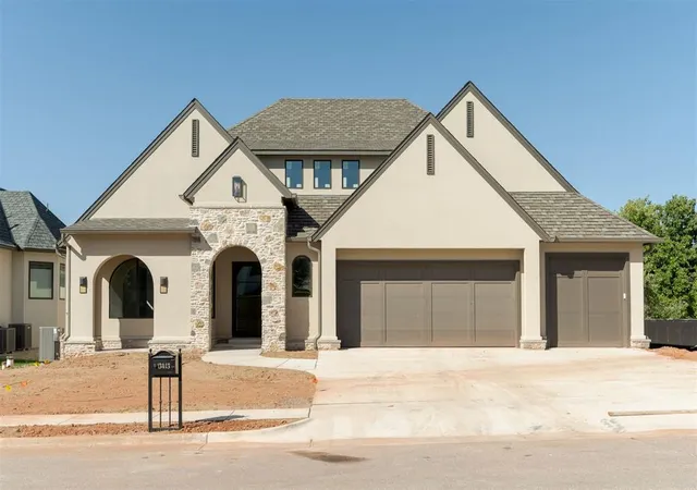 Photo 1 of Single family home for sale at 13413 Crk Pointe Ln, Oklahoma City, OK 73131 | MLS# 1219106 | Listing updated on 2026-09-17