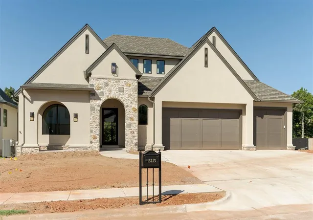 Photo 2 of Single family home for sale at 13413 Crk Pointe Ln, Oklahoma City, OK 73131 | MLS# 1219106 | Listing updated on 2026-09-17