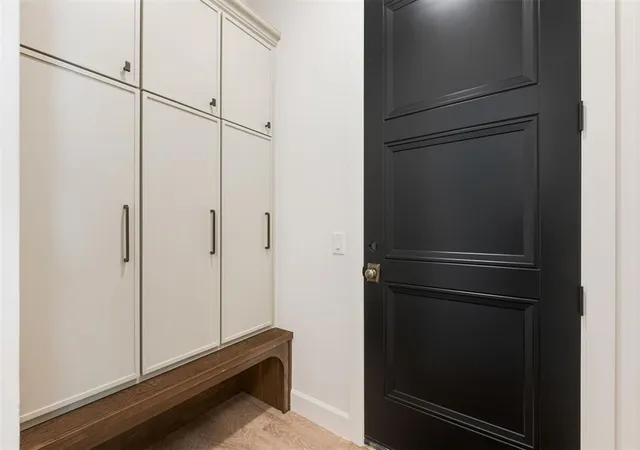 Photo 4 of Single family home for sale at 13413 Crk Pointe Ln, Oklahoma City, OK 73131 | MLS# 1219106 | Listing updated on 2026-09-17