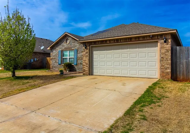 Photo 3 of Single family home for sale at 3517 Se 95th Street, Moore, OK 73160 | MLS# 1219111 | Listing updated on 2026-05-27