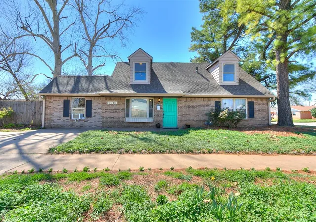 1st image of 2010 W Brooks St, Norman, OK 73069 | MLS# 1219167