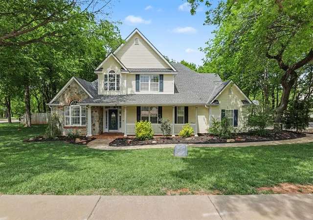 Homes for sale in Norman, OK | 601 S Monomoy Ct, Norman, OK 73071 | MLS# 1219181