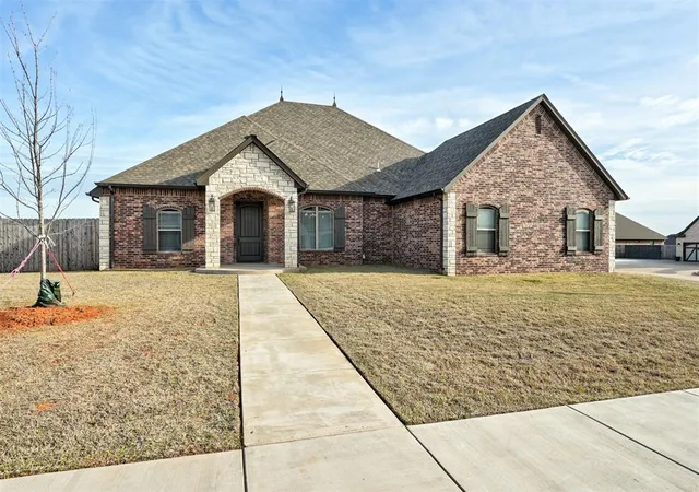 3rd image of 4435 Violet St, Tuttle, OK 73089 | MLS# 1219383