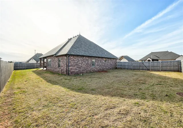 37th image of 4435 Violet St, Tuttle, OK 73089 | MLS# 1219383
