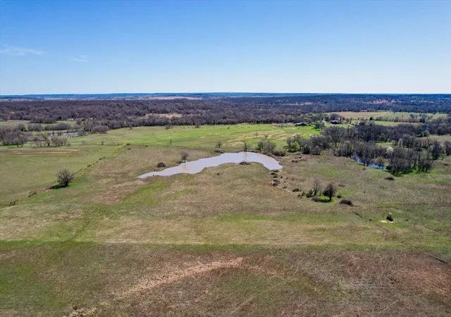 Photo 3 of House for sale at 9573 W Rocking Rd, Atoka, OK 74525 | MLS# 1219390 | Listing updated on 2026-04-07