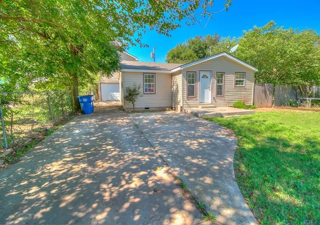 5th image of 124 S M Ave, El Reno, OK 73036 | MLS# 1219565