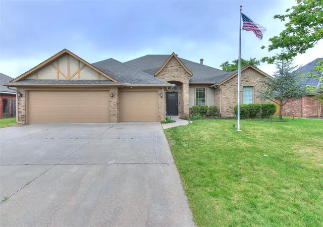 Photo 2 of Single family home for sale at 13161 Red Oak Dr, Choctaw, OK 73020 | MLS# 1219640 | Listing updated on 2026-09-17