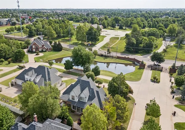 2nd image of 2117 Pinnacle Pt, Oklahoma City, OK 73170 | MLS# 1219671