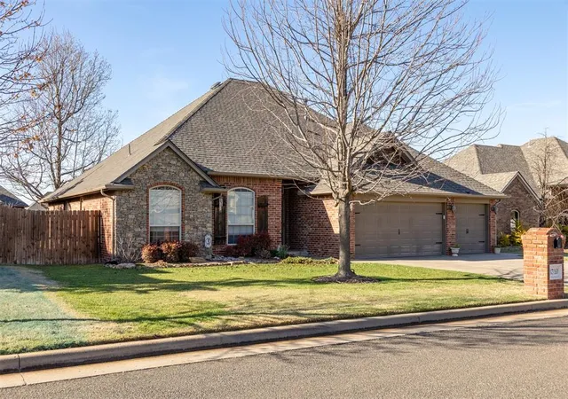 2nd image of 13161 Whitebud Pl, Choctaw, OK 73020 | MLS# 1219761