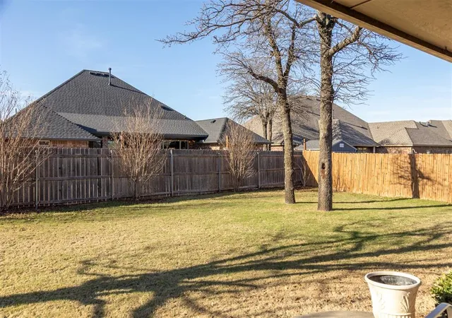 37th image of 13161 Whitebud Pl, Choctaw, OK 73020 | MLS# 1219761