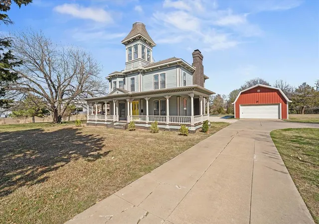 3rd image of 8300 S Walker Ave, Oklahoma City, OK 73139 | MLS# 1219856