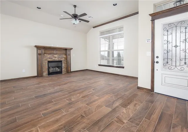 4th image of 3801 Brougham Wy, Oklahoma City, OK 73179 | MLS# 1219923