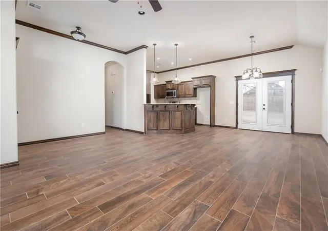 5th image of 3801 Brougham Wy, Oklahoma City, OK 73179 | MLS# 1219923