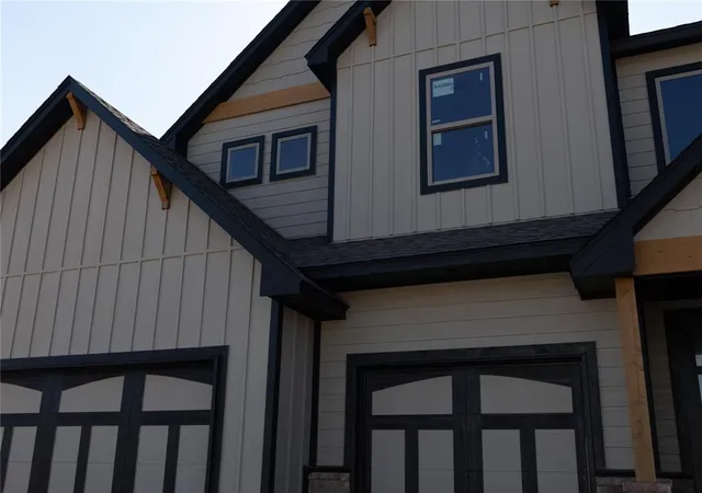 Photo 2 of Single family home for sale at 5525 Prickly Wild Way, Edmond, OK 73034 | MLS# 1219970 | Listing updated on 2026-09-04